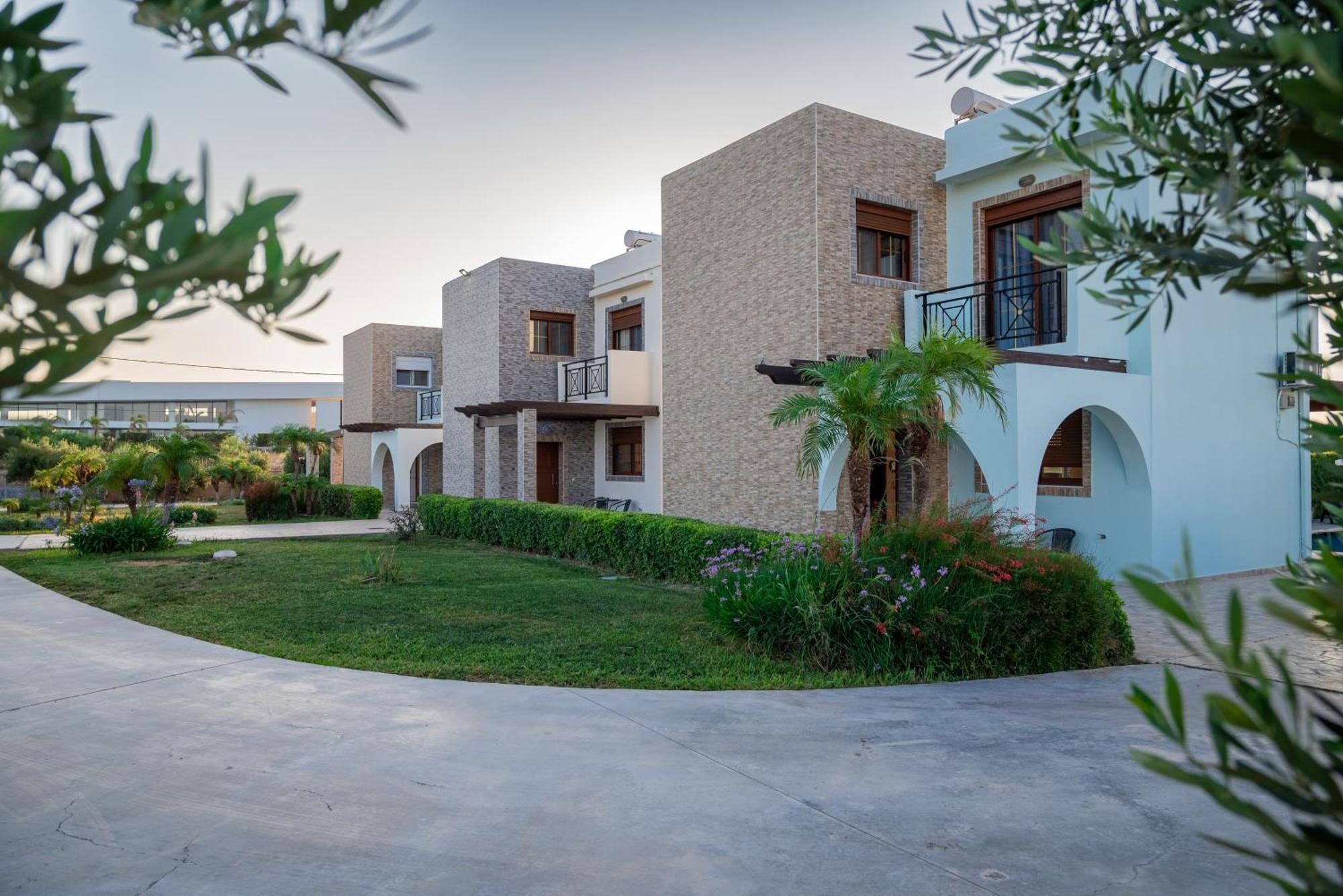 Petra Villas Gennadi Extérieur photo