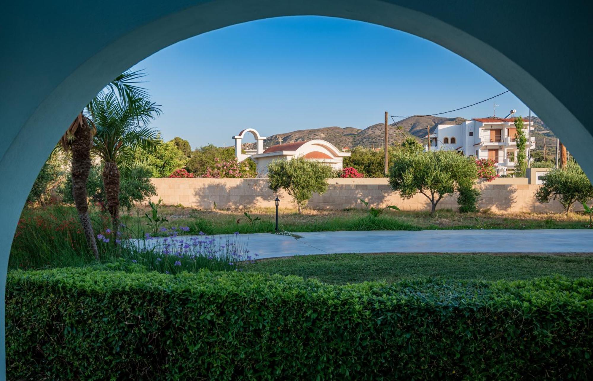 Petra Villas Gennadi Extérieur photo
