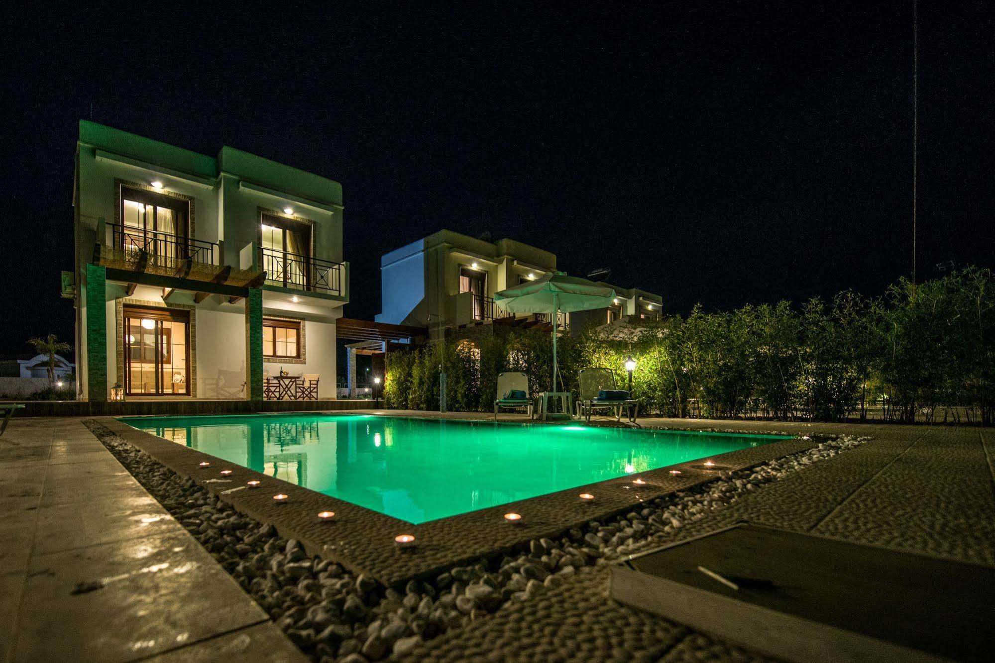 Petra Villas Gennadi Extérieur photo