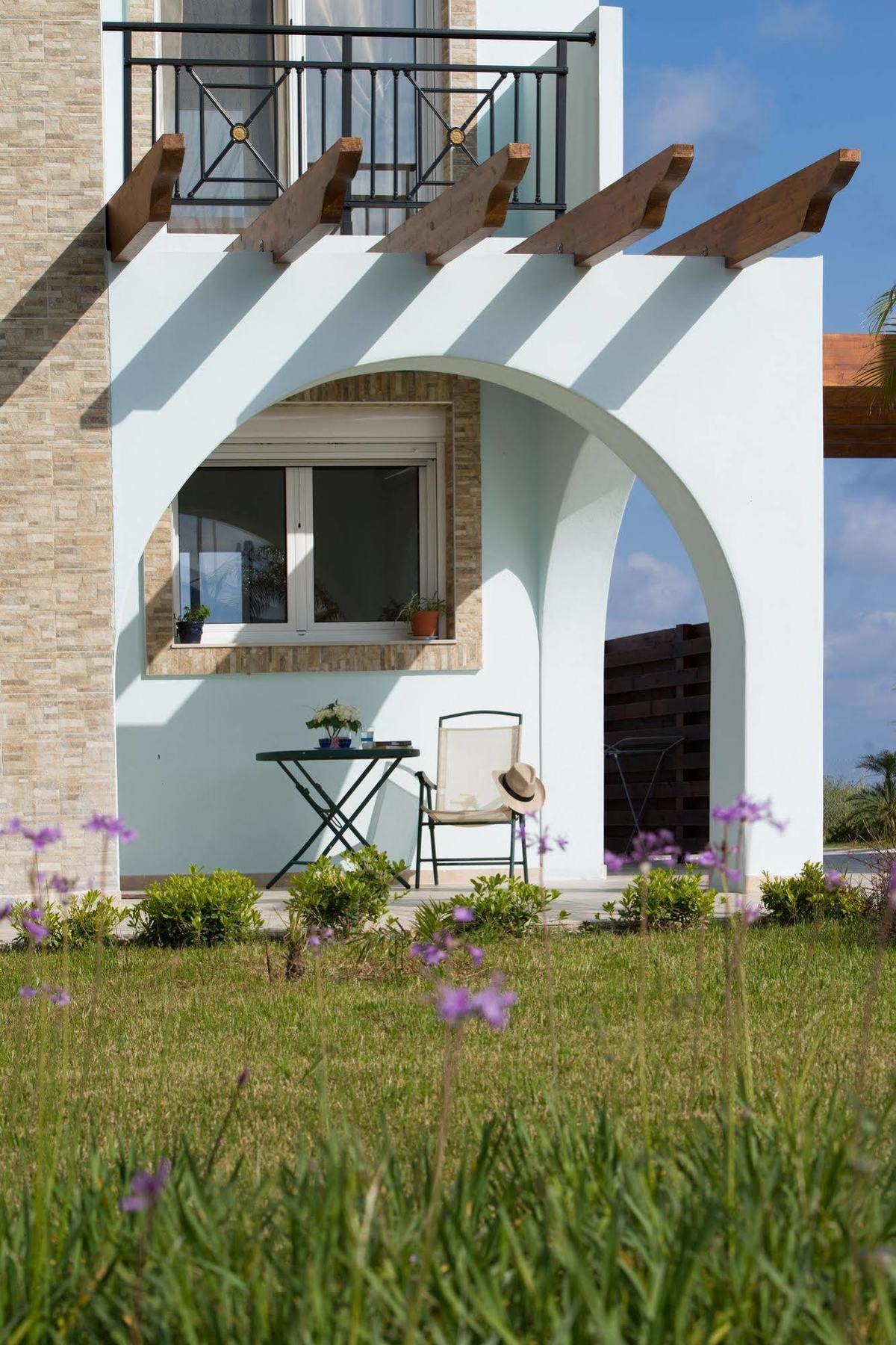 Petra Villas Gennadi Extérieur photo